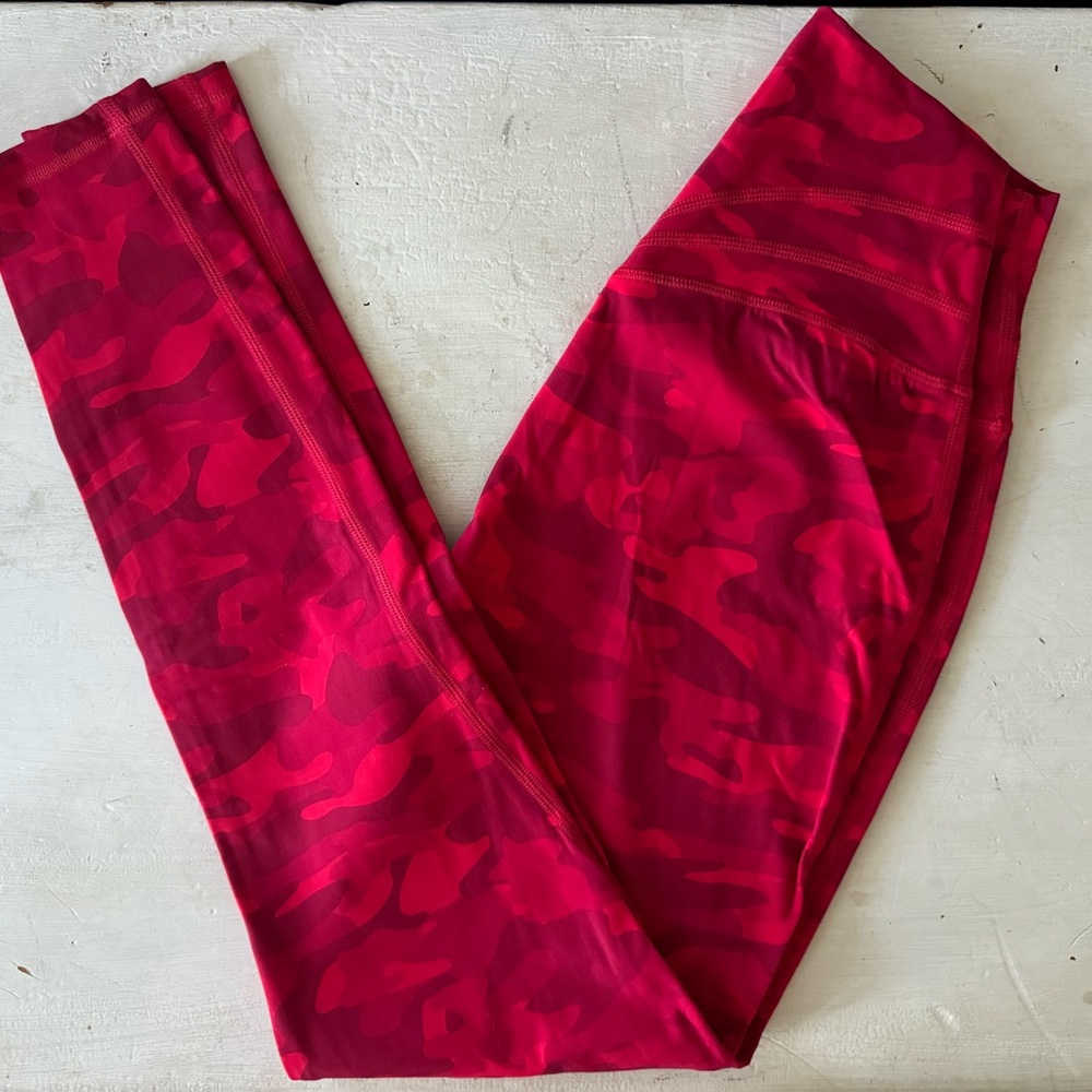 Buff Bunny Red Camo Legacy Legging